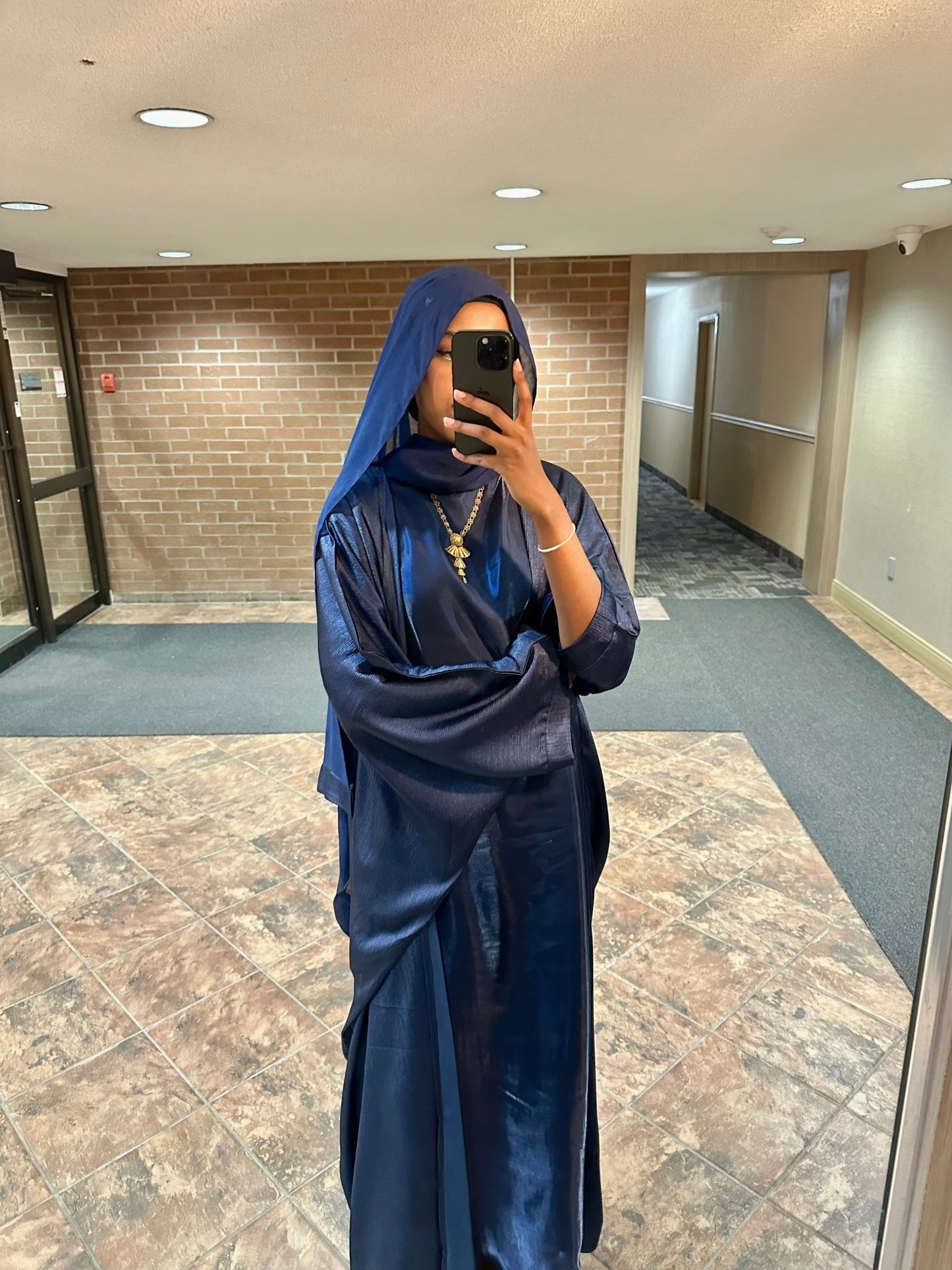 Lumi Abaya Set - Navy Blue