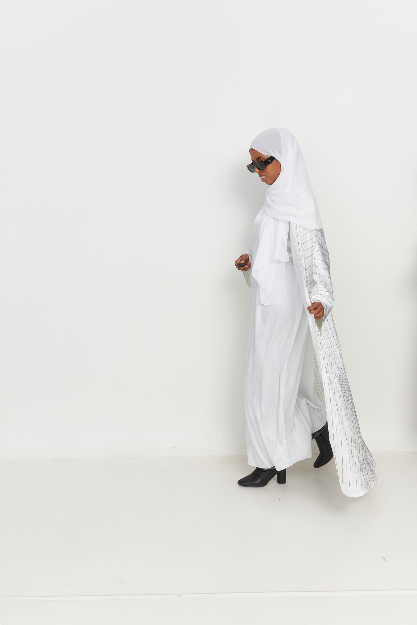 White Sparkle Abaya Set (Double sided jems)