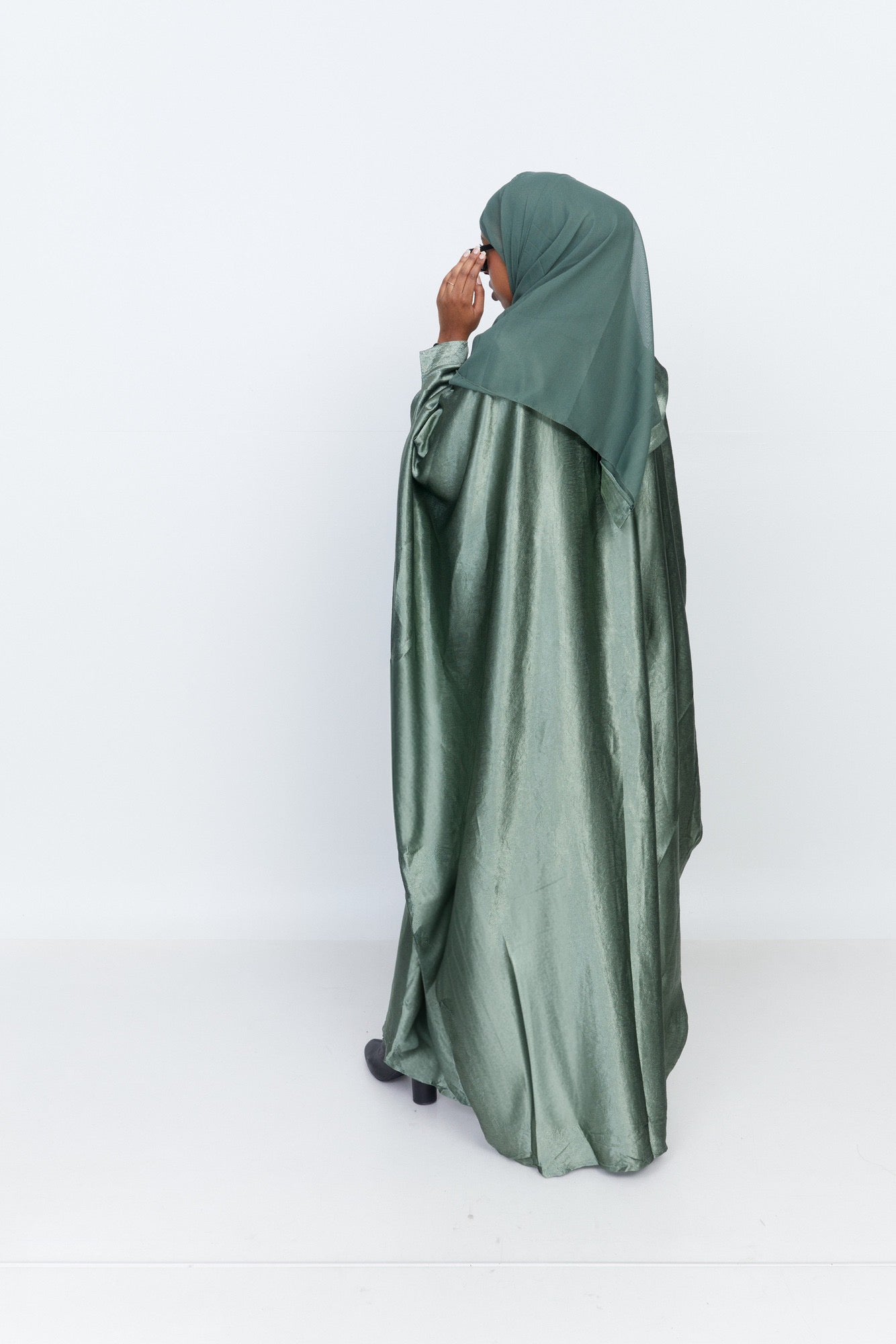 Nuha - Green