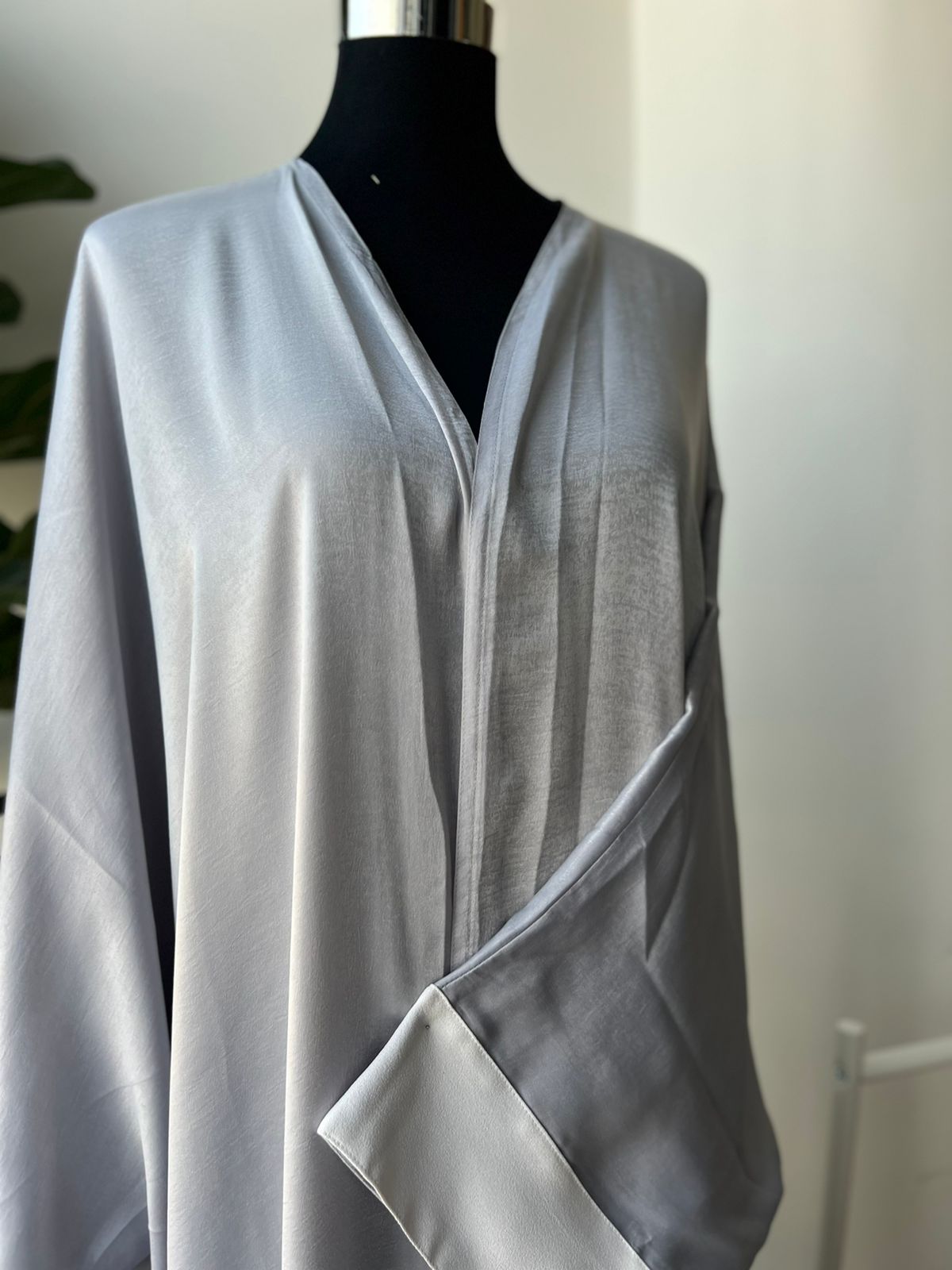 Shimmery Abaya with White Sleeve Fold